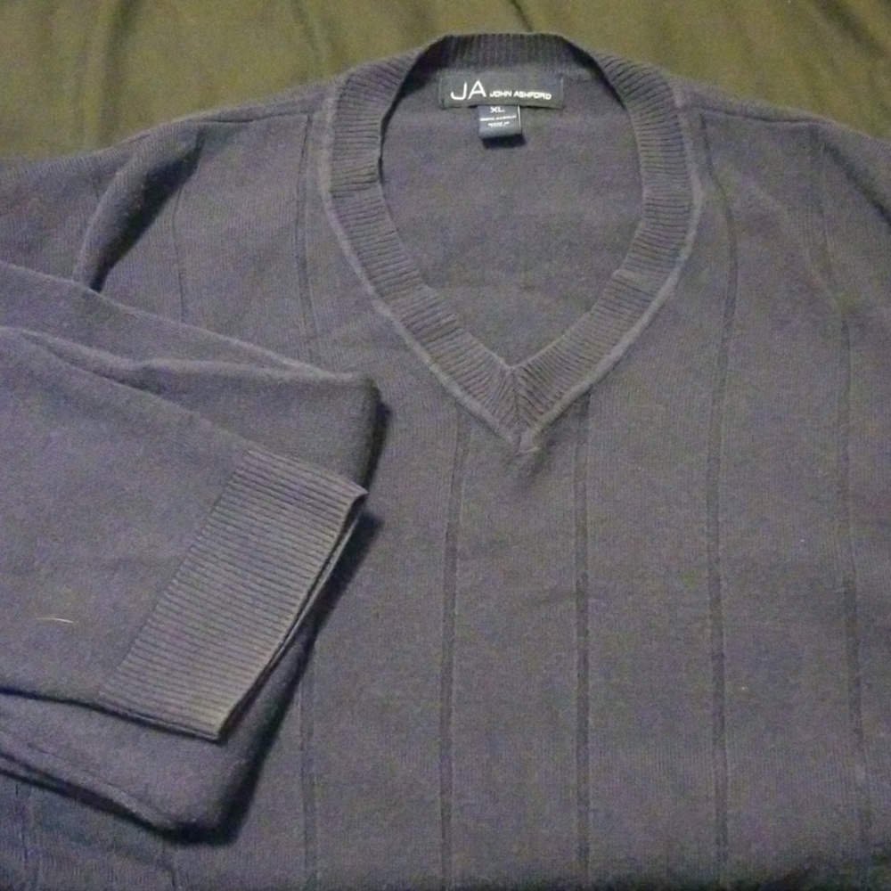 Mens John Ashford VNeck Sweater